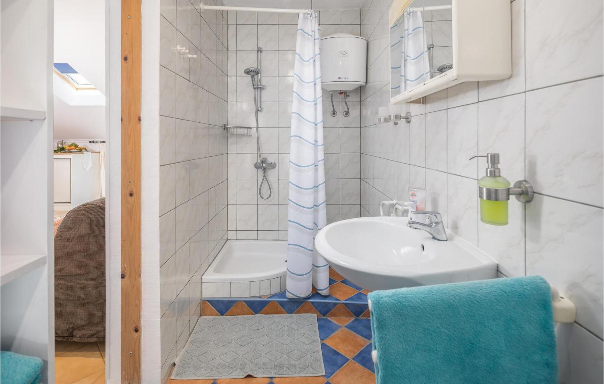 Gorgeous Apartment In Musalez With Kitchen 외부 사진